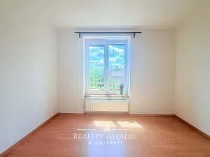 Prodej bytu 3+1, Pardubice, Sezemická, 58 m2