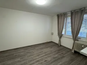 Pronájem bytu 1+1, Jirkov, Studentská, 35 m2