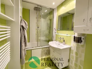 Prodej bytu 2+kk, Praha - Kobylisy, Taussigova, 45 m2