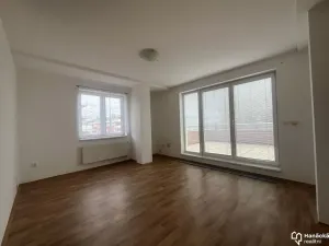 Pronájem bytu 2+kk, Olomouc, Bacherova, 49 m2