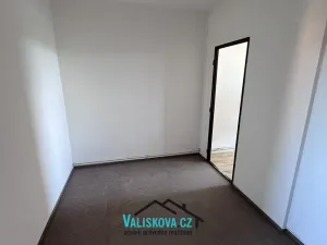 Pronájem bytu 2+1, Kroměříž, Čs. armády, 58 m2