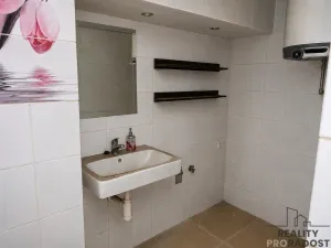 Prodej rodinného domu, Hukvaldy, 200 m2