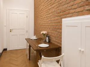 Pronájem bytu 1+1, Praha - Nové Město, Hálkova, 32 m2