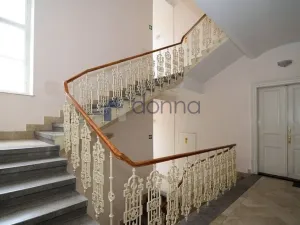 Pronájem bytu 1+kk, Praha, Hálkova, 31 m2