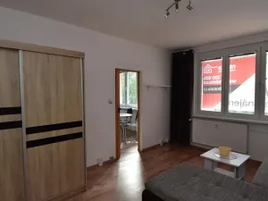 Pronájem bytu 1+1, Jirkov, Hornická, 35 m2