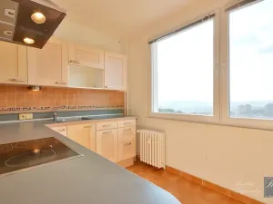 Pronájem bytu 2+1, Ústí nad Labem, Pod Rozhlednou, 65 m2