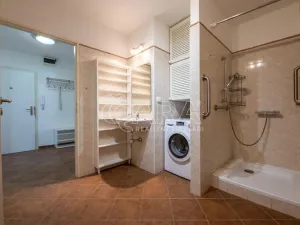 Pronájem bytu 2+kk, Praha - Lhotka, Jílovská, 61 m2