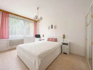 Prodej bytu 3+1, Praha - Prosek, Novoborská, 55 m2