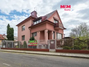Prodej rodinného domu, Uherské Hradiště, U Stadionu, 300 m2