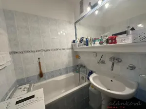Prodej bytu 1+1, Zlín - Příluky, Zborovská, 38 m2