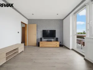 Prodej bytu 2+1, Nová Role, U Plynárny, 69 m2