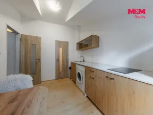 Pronájem bytu 1+1, Karlovy Vary, Ondřejská, 24 m2