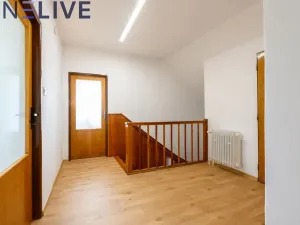 Pronájem kanceláře, Plzeň, Slovanské údolí, 198 m2