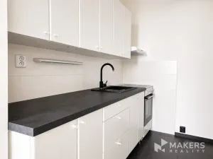 Pronájem bytu 2+kk, Praha - Hloubětín, Slévačská, 54 m2
