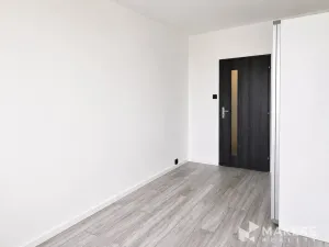 Pronájem bytu 2+kk, Praha - Hloubětín, Slévačská, 54 m2