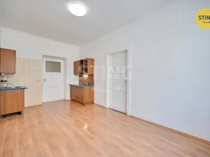 Prodej obchodního prostoru, Přerov, Bratrská, 320 m2