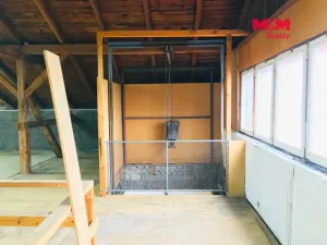 Pronájem skladu, Krupá, 200 m2