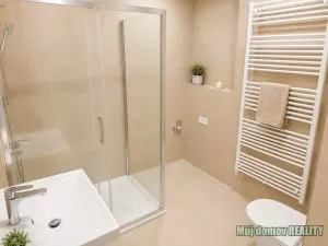 Pronájem bytu 2+kk, Praha - Hrdlořezy, Českobrodská, 55 m2