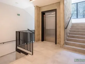 Pronájem bytu 2+kk, Praha - Hrdlořezy, Českobrodská, 55 m2