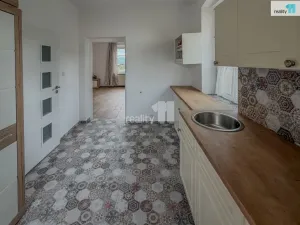 Pronájem bytu 2+1, Karlovy Vary - Doubí, K Linhartu, 60 m2