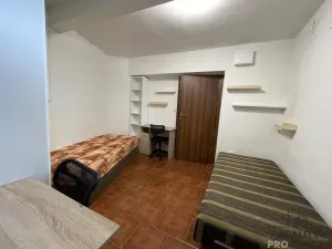 Pronájem atypického bytu, Ostrava, Nádražní, 20 m2