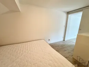 Pronájem bytu 2+1, Ústín, 40 m2