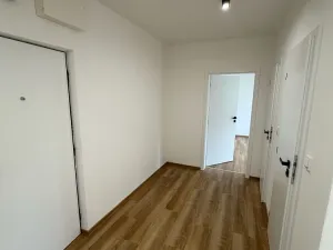 Pronájem bytu 2+1, Uherské Hradiště, Průmyslová, 55 m2