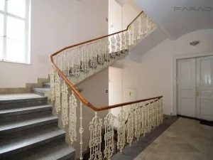 Pronájem bytu 1+kk, Praha - Nové Město, Hálkova, 33 m2