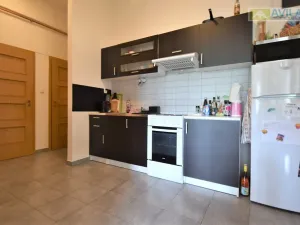 Pronájem bytu 3+1, Praha - Libeň, Na kopečku, 84 m2