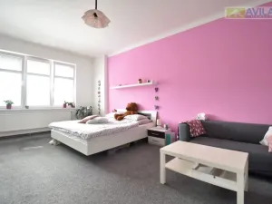 Pronájem bytu 3+1, Praha - Libeň, Na kopečku, 84 m2