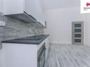 Pronájem bytu 2+kk, Pardubice, Nerudova, 30 m2