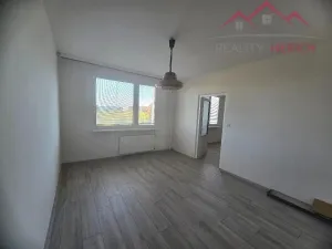 Pronájem bytu 1+1, Chomutov, Písečná, 36 m2