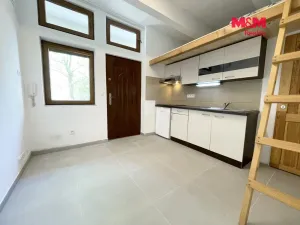 Prodej obchodního prostoru, Praha - Smíchov, Mošnova, 18 m2