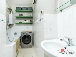 Prodej bytu 2+1, Praha - Podolí, Na dolinách, 54 m2