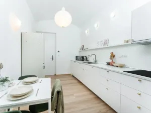 Prodej bytu 1+1, Praha - Vinohrady, Rumunská, 25 m2