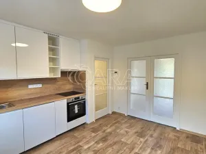 Pronájem bytu 2+1, Beroun - Beroun-Město, Sokolovská, 55 m2