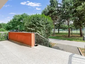 Prodej bytu 3+1, Praha - Petrovice, Rezlerova, 70 m2