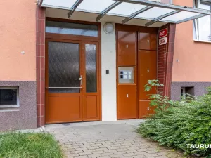 Prodej bytu 1+1, Plzeň - Skvrňany, Macháčkova, 36 m2