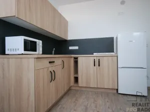 Pronájem bytu 2+1, Hrušky, 55 m2