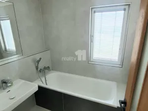 Pronájem rodinného domu, Kladno, Pechlátova, 119 m2