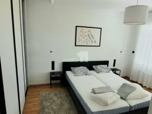 Pronájem rodinného domu, Kladno, Pechlátova, 119 m2