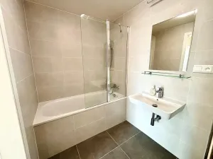 Pronájem bytu 3+kk, Praha - Řeporyje, Haenkeho, 74 m2