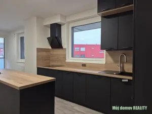 Pronájem bytu 4+kk, Praha - Prosek, Čakovická, 83 m2
