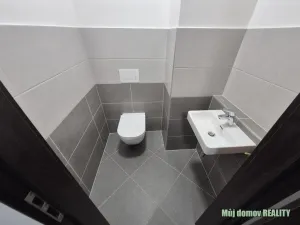 Pronájem bytu 4+kk, Praha - Prosek, Čakovická, 83 m2