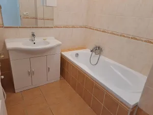 Pronájem bytu 2+kk, Hradec Králové, Škroupova, 50 m2