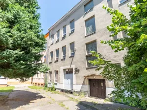 Prodej komerční nemovitosti, Ostrava, Zákrejsova, 1254 m2
