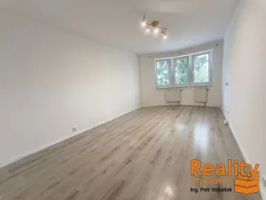 Pronájem bytu 2+1, Otrokovice, Školní, 56 m2
