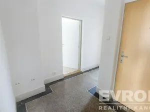 Pronájem kanceláře, Praha - Zbraslav, Žitavského, 65 m2
