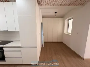 Pronájem bytu 2+kk, Znojmo, Palackého, 55 m2
