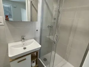 Pronájem bytu 3+kk, Praha - Řeporyje, Haenkeho, 80 m2
